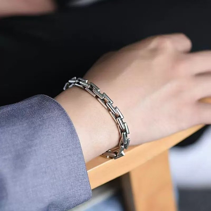 Unique Toggle Clasp Design Versatile Bracelet for Men - Image 2